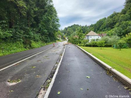 Izgradnja pločnika na območju Soteske (1)